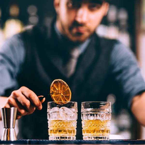 gin-tonic-cocktail-von-barkeeper