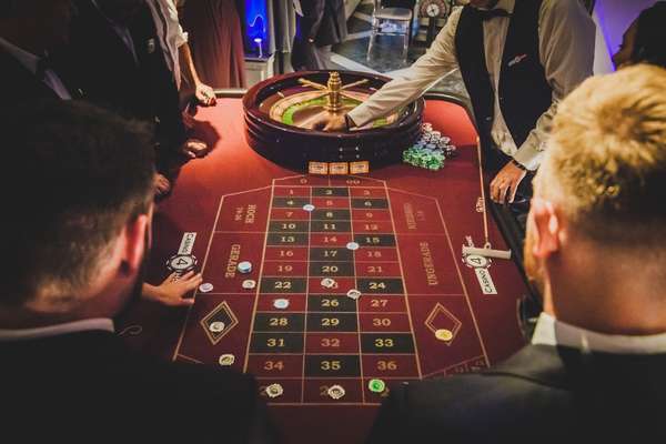 poker-tisch-mobiles-casino