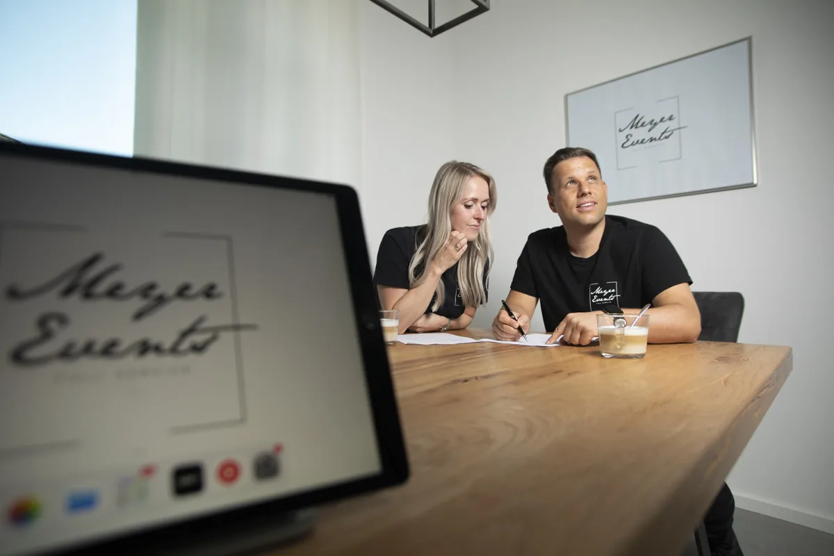 Martin und Patricia Meyer bei der Eventplanung