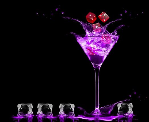 casino drink getränk das mit led beleuchtet ist